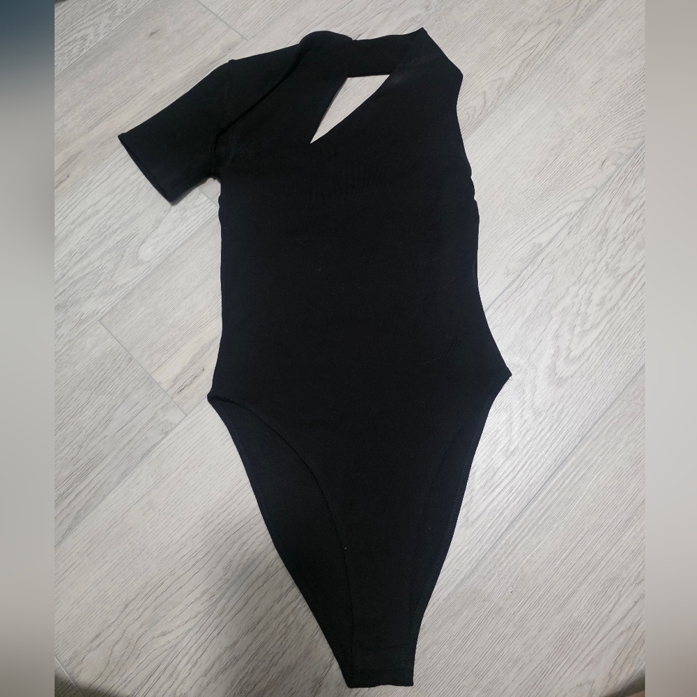 Black Asymmetrical Bodysuit - Off Shoulder - Zara - Size SMALL